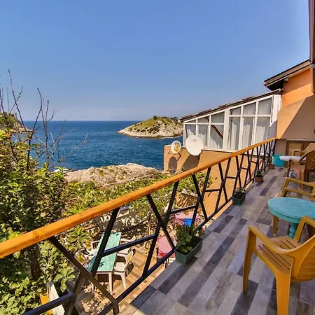 Frauguler Boutique Hotel-2